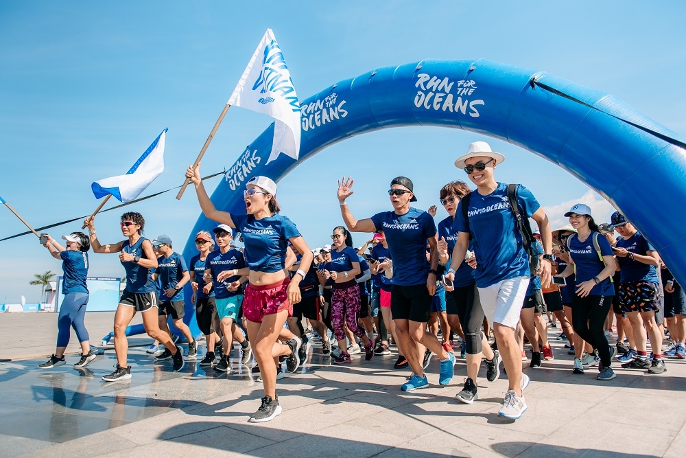 200 người tham gia sự kiện chạy vì môi trường biển tại Quy Nhơn khởi xướng bởi adidas x Parley