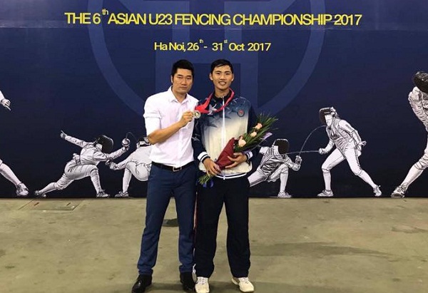 Vũ Văn Hùng giành HCB châu Á lịch sử cho đấu kiếm Việt Nam