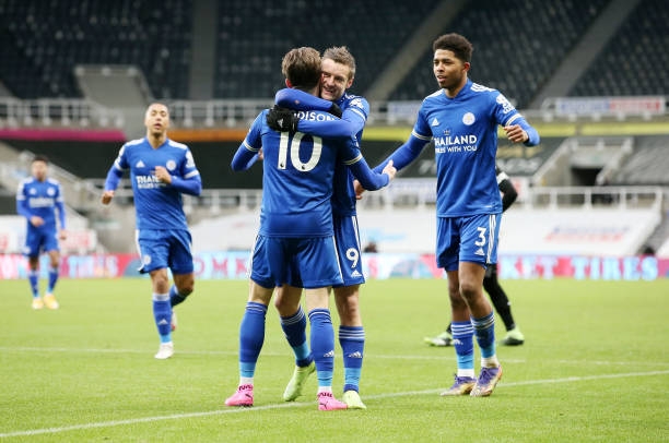 Maddison tỏa sáng, Leicester City giành chiến thắng kịch tính