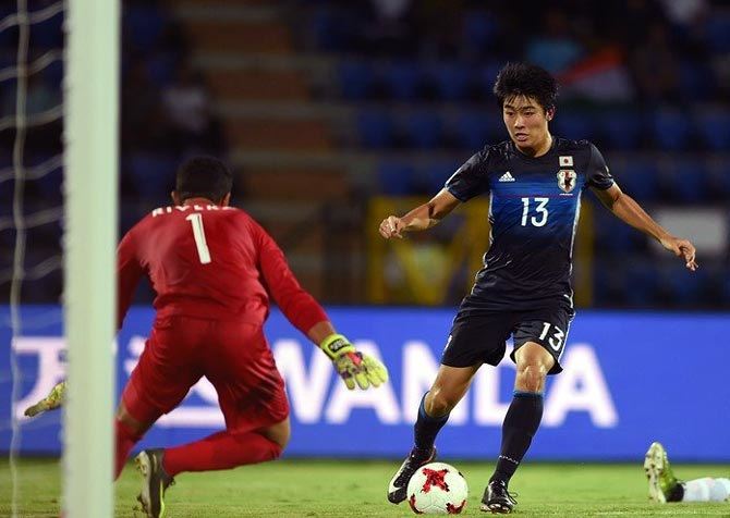 Dùng cầu thủ dự bị, Nhật Bản vẫn dễ dàng đánh bại Costa Rica
