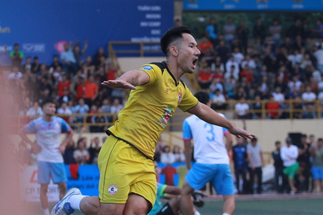 HPL S6 khép lại với bàn thắng, kịch tính và chức vô địch của Gia Việt
