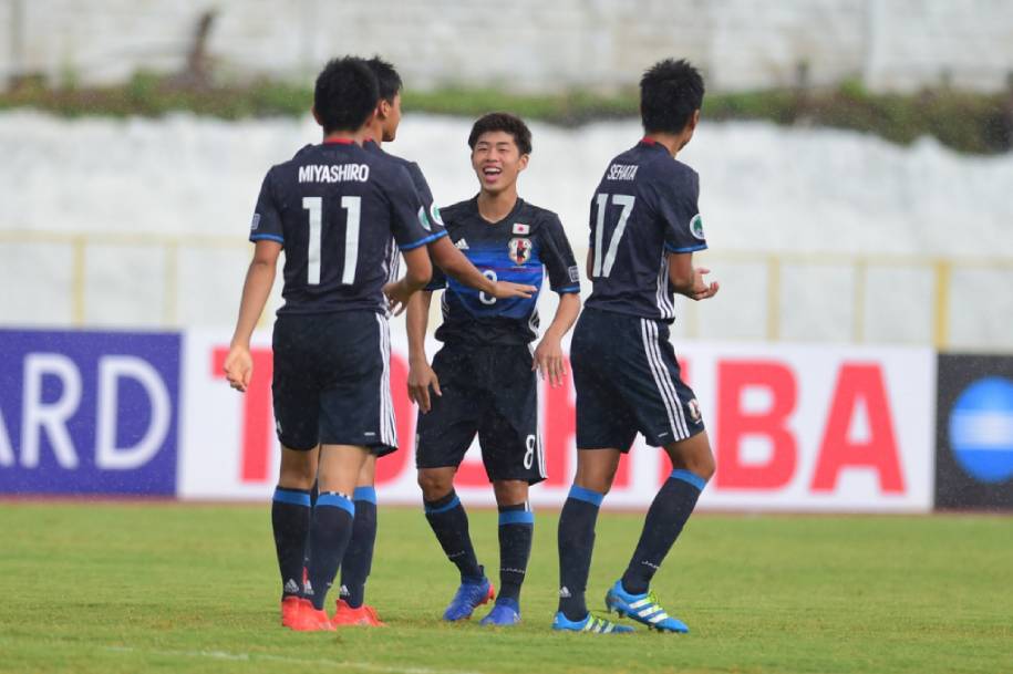 Vùi dập đối thủ ĐNA 8 bàn, U16 Nhật Bản vững vàng ngôi đầu