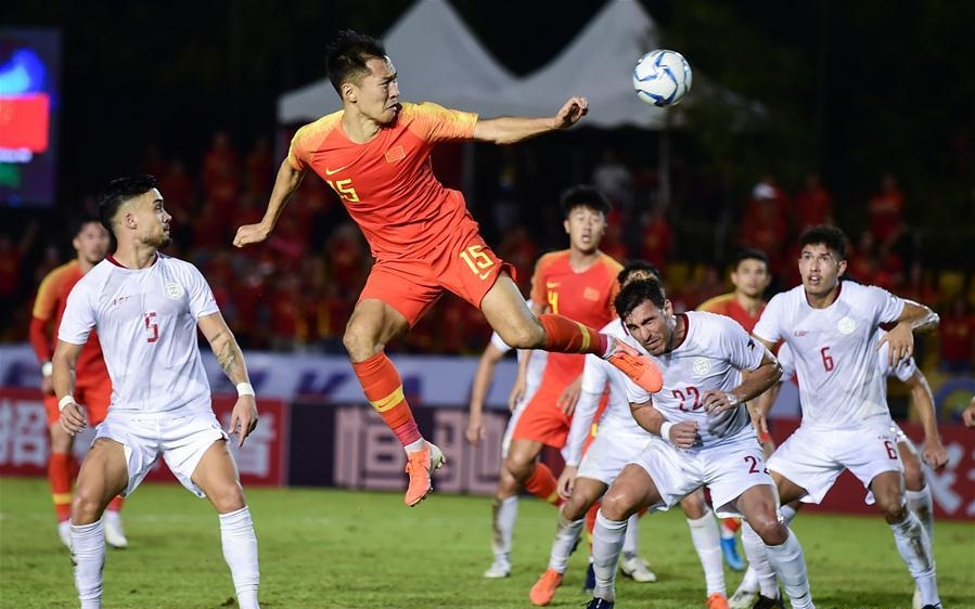 Trung Quốc 'mua chuộc' CĐV Philippines tại vòng loại World Cup 2022