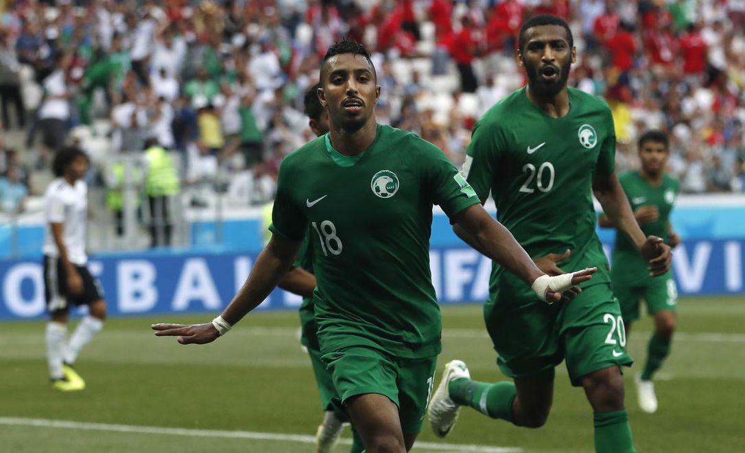 Saudi Arabia giành chiến thắng 'ba sao' trước Singapore