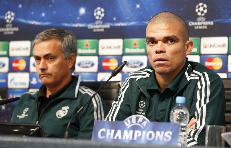 Chuyển nhượng sáng 2/1: Sao MU tới Arsenal, Pepe tái hợp Mourinho?