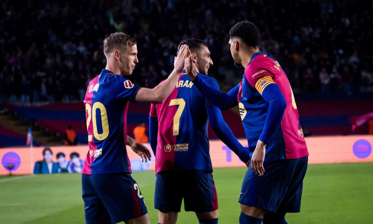 Barca lập kỷ lục khó tin