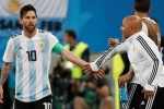 HLV Argentina: ‘Messi như muốn khóc sau chiến thắng'
