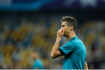 Ronaldo gây tai nạn cho phóng viên tác nghiệp: Điềm gở cho Real?