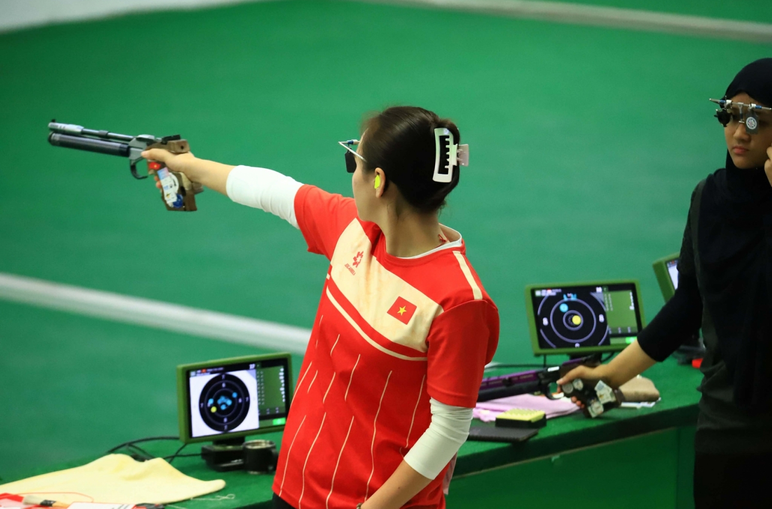 NÓNG: Bắn súng Việt Nam phá kỷ lục, giành HCV SEA Games