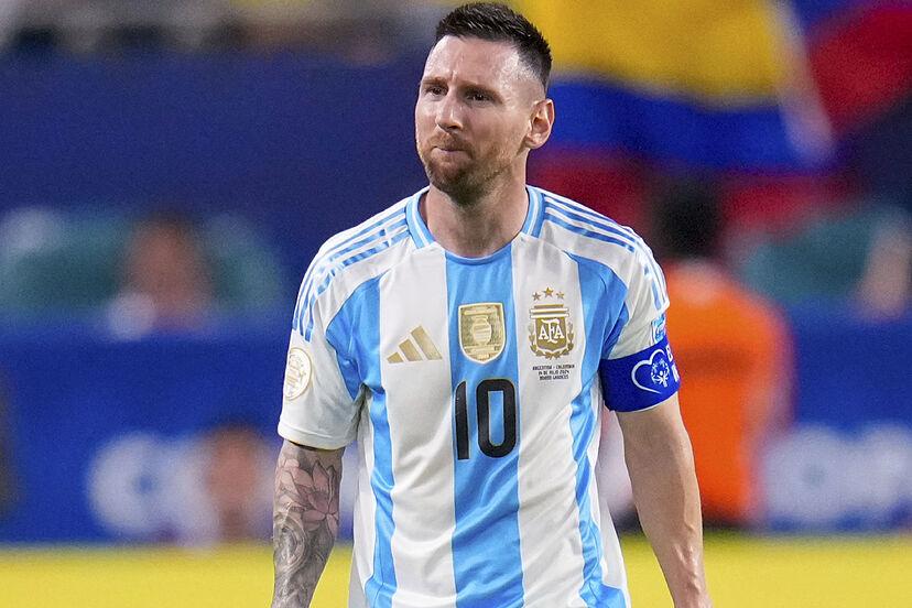 Messi nhận 3 tin dữ liên tiếp trước thềm World Cup 2026