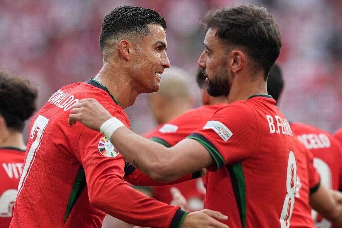Cristiano Ronaldo cùng đồng đội nhận phán quyết lạ lùng tại World Cup 2026