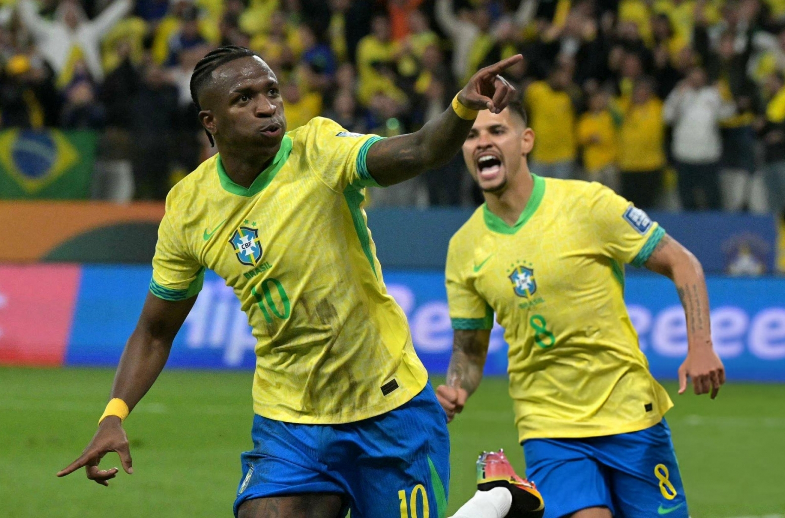 Hạ Paraguay, Brazil chính thức dự VCK World Cup 2026