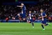 ‘Phép thuật’ của Messi khiến ‘kẻ ngông cuồng’ Mbappe phục sát đất