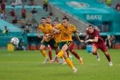 Sút penalty lên trời, Bale đi vào lịch sử Euro sau 21 năm