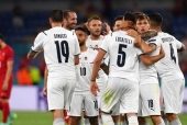 Cách ĐT Italia giải quyết gọn gàng 'Hoà thượng thích đùa dai'