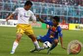 Có một đội bóng Việt Nam từng thi đấu tại sân xảy ra thảm kịch Indonesia