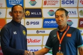 HLV Malaysia có hành động 'cay cú' khi U19 Việt Nam tại chung kết