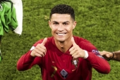Ronaldo thể hiện 'tình anh em' với đối thủ trong suốt trận Pháp vs Bồ Đào Nha