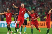 Bồ Đào Nha vào bán kết EURO 2016