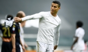 Ronaldo ném áo vào cậu bé nhặt bóng vì tức giận?