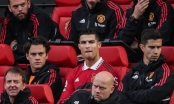 Ronaldo 'lắc đầu' khi bị thay ra trong trận MU vs Newcastle