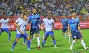 Thắng dễ trước Nam Định, 'PSG Việt Nam' trở lại cuộc đua vô địch