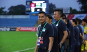 Kiatisak chúc mừng thành tích của đội tuyển Việt Nam