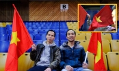 Bất chấp thời tiết băng giá, 2 khán giả Việt vẫn đến ủng hộ ĐTVN tại Mông Cổ