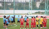 VIDEO: Người dự World Cup theo dõi buổi tập của ĐT Việt Nam