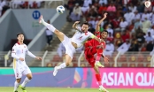 Cầu thủ Oman 'múa quạt' ngay khi đặt chân tới Việt Nam