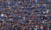 Bóng đá Indonesia rúng động, 2 CĐV thiệt mạng trên khán đài