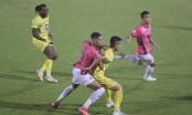 HLV Văn Sỹ nói gì khi Nam Định để thua trong trận cầu 6 điểm?