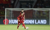 Rời Việt Nam, Quang Hải nhận ngay 'báo động đỏ' khi trở về Pau FC