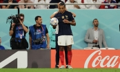 Đeo vòng vàng thi đấu World Cup 2022, Kounde bị phạt ra sao?