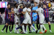 Barca nhận tin dữ trước thềm El Clasico, nguy cơ bị loại khỏi C1