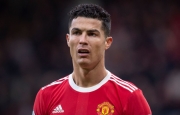 Sự thật phũ phàng đằng sau vụ Ten Hag cho phép Ronaldo rời MU