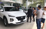Giá xăng và dầu ngang nhau: Nên mua xe máy xăng hay máy dầu?