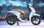 Đối thủ của Honda Vision đội giá tới 6 triệu đồng, khách Việt gặp khó