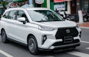 Toyota Veloz Cross chính thức tăng giá lần 2, khó cạnh tranh Mitsubishi Xpander