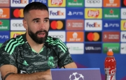 Xavi chê Champions League không công bằng, Carvajal đáp trả đanh thép