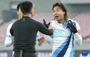 Bóng đá Trung Quốc lại dính bê bối, một CLB nhận án phạt nặng từ FIFA