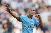 Haaland nhận vinh dự đầu tiên tại Man City, sánh vai thủ lĩnh của MU