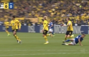 Nam thần Marco Reus lại chấn thương trước World Cup, cổ chân bẻ gập đầy ghê rợn