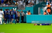 Chị gái Ronaldo chê Messi ẻo lả, yếu đuối