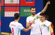 
                VIDEO: Đội bóng số 1 châu Á biến đối thủ thành rổ đựng bóng ở Futsal Asian Cup 2022
            