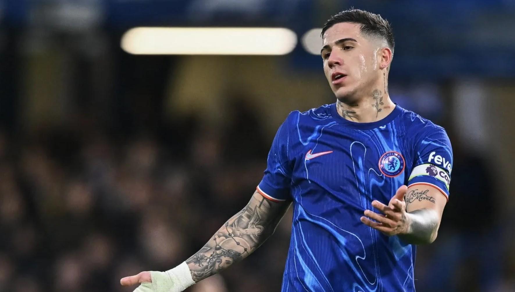 Enzo Fernandez nổi giận, tuyên bố Chelsea không đua vô địch