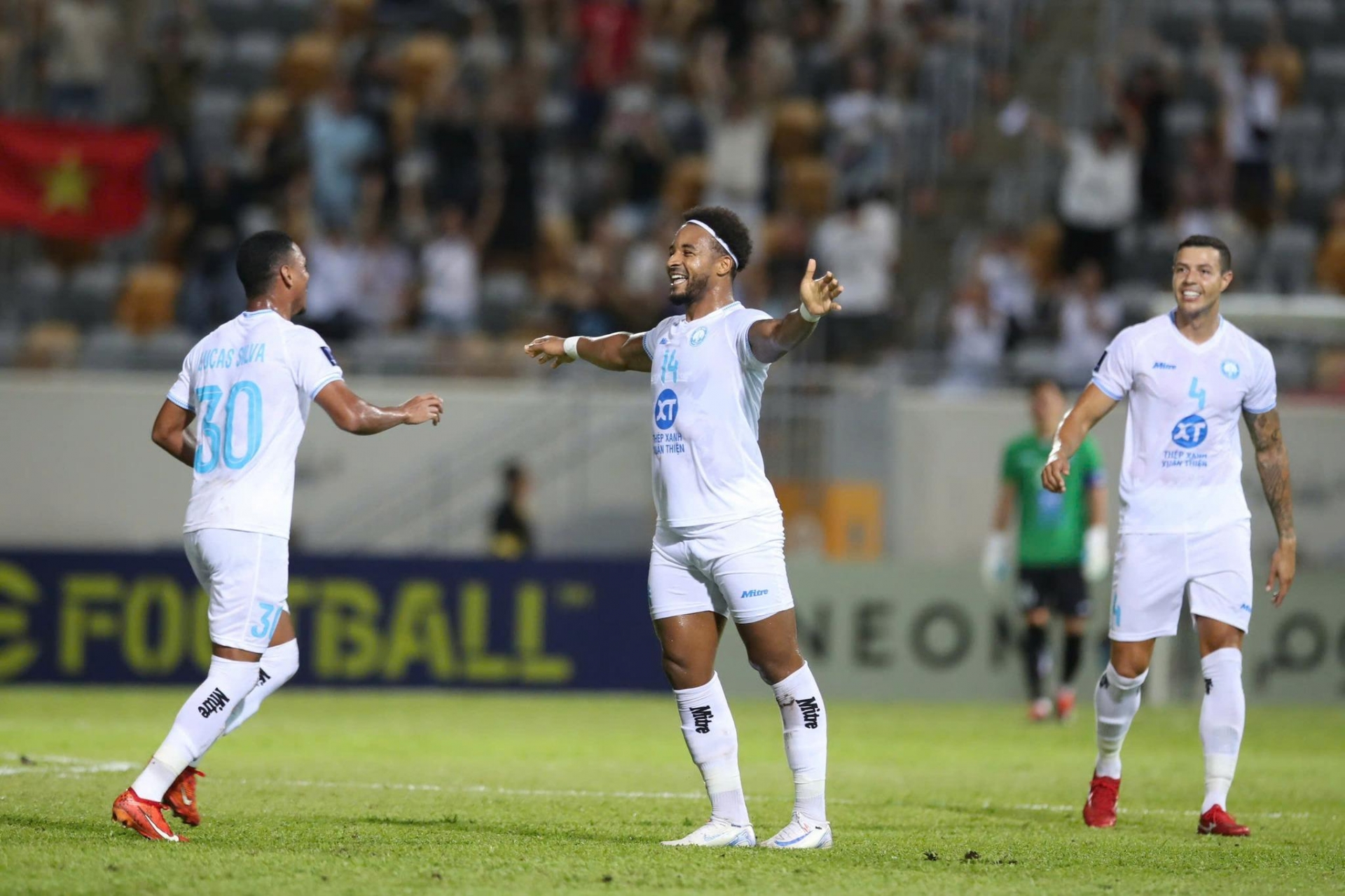 Trực tiếp Lee Man 0-1 Nam Định: Rafaelson nổ súng