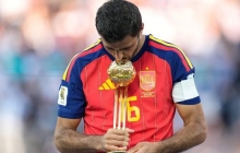 Quả bóng Vàng World Cup phẫu thuật thành công