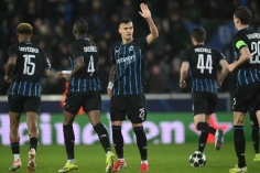 Rượt đuổi điên rồ 6 bàn thắng, Atletico Madrid hụt hơi phút cuối