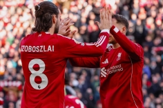 Trực tiếp Liverpool 1-0 Tottenham: Siêu phẩm của Szoboszlai